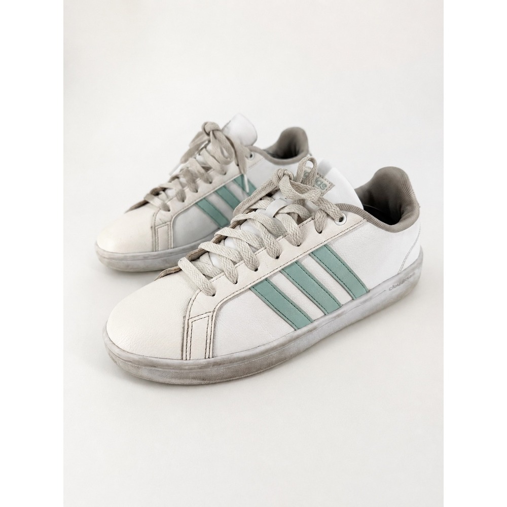 Adidas Cloudfoam Sneakers Women Size 10 White Mint Green F33888 Low Top